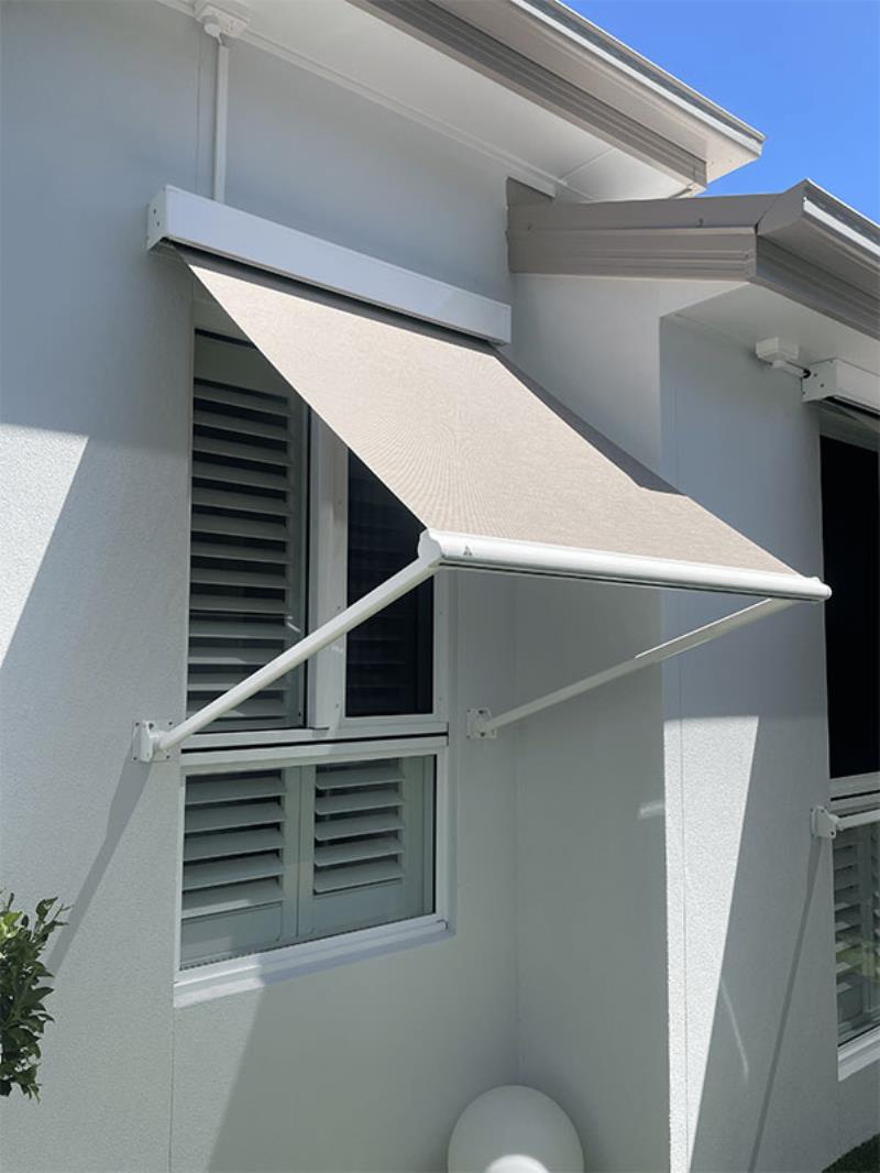 Outdoor awning